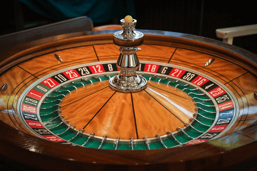 Casino Roulette Wheel 